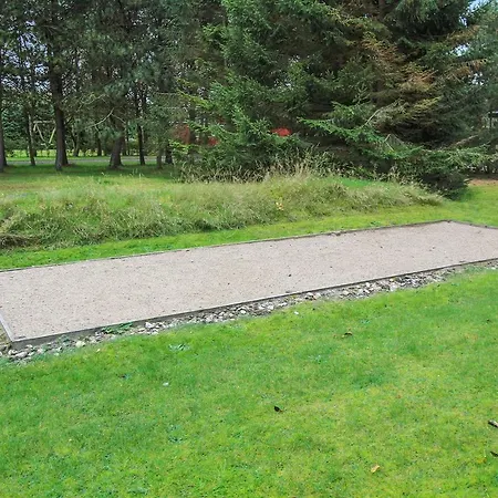 Three-bedroom Holiday In * Hals